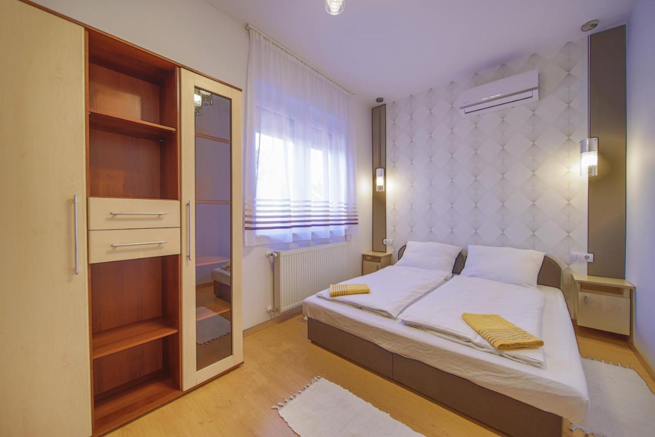 Kalvin Utcai Apartmanok Hajduszoboszlo Luaran gambar