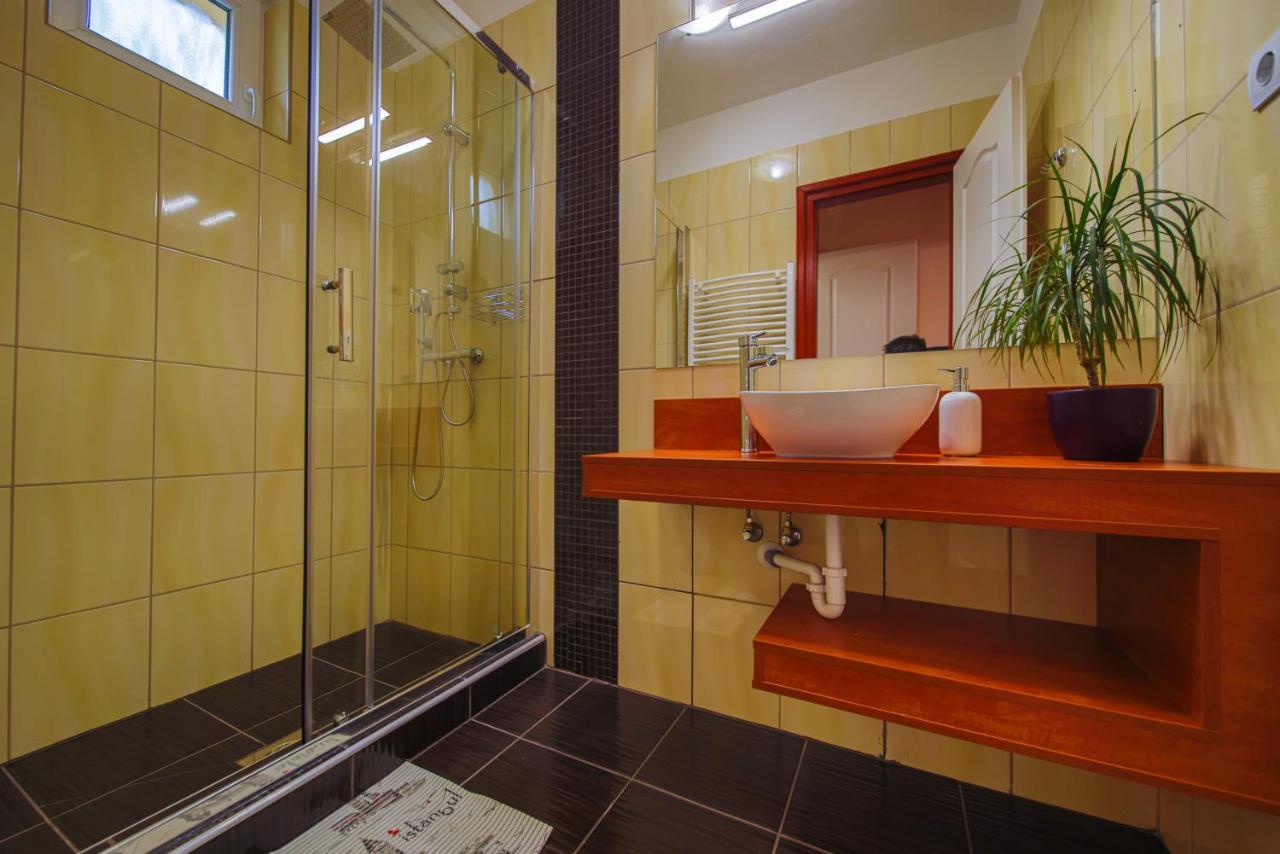 Kalvin Utcai Apartmanok Hajduszoboszlo Luaran gambar